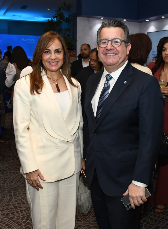 Laura Peña Izquierdo y Ricardo Feris Paiewonsky