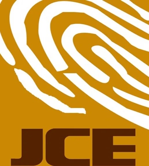 Image default