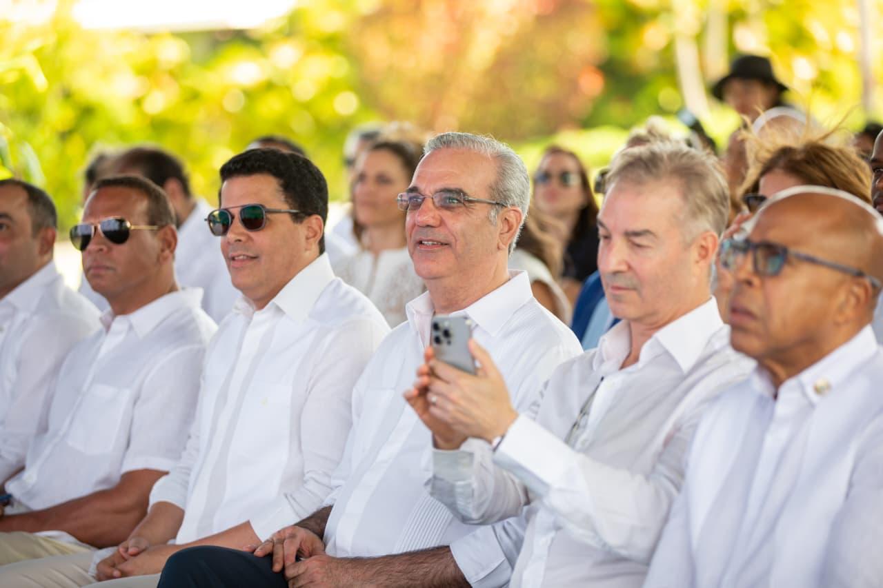 Image default