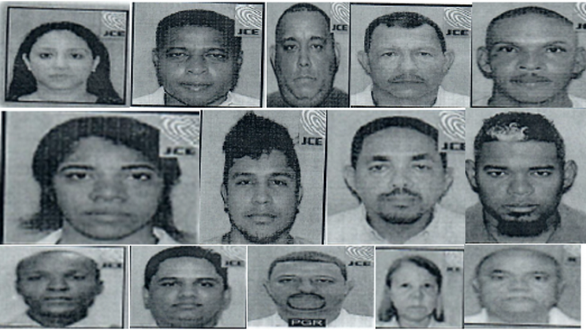 Image default