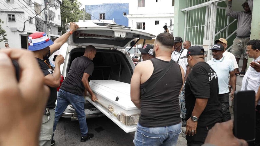 Image default