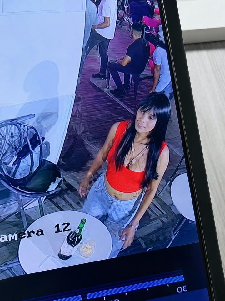 Image default